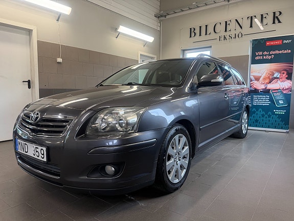 Toyota Avensis 3 of 11