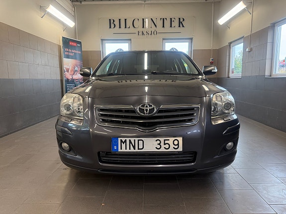 Toyota Avensis 5 of 11