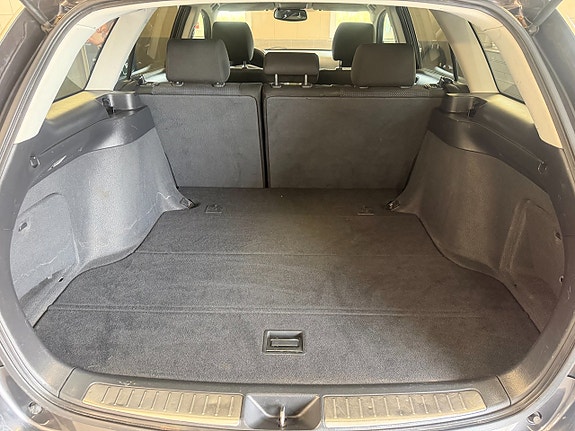 Toyota Avensis 9 of 11