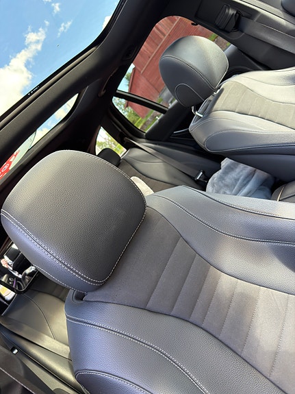 Mercedes-Benz E220 6 of 6