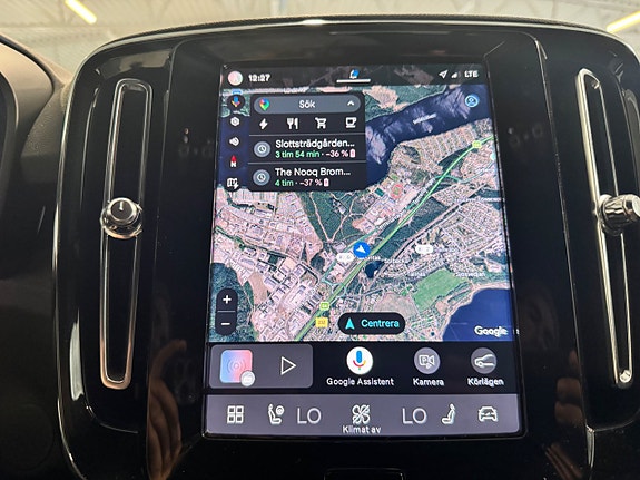 Volvo XC40 19 of 28