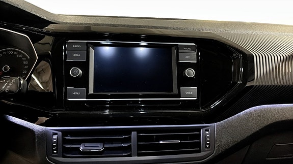 Volkswagen T-Cross 9 of 13
