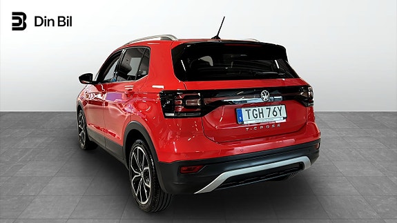 Volkswagen T-Cross 3 of 13