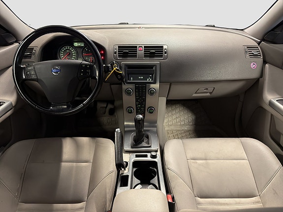 Volvo V50 13 of 17