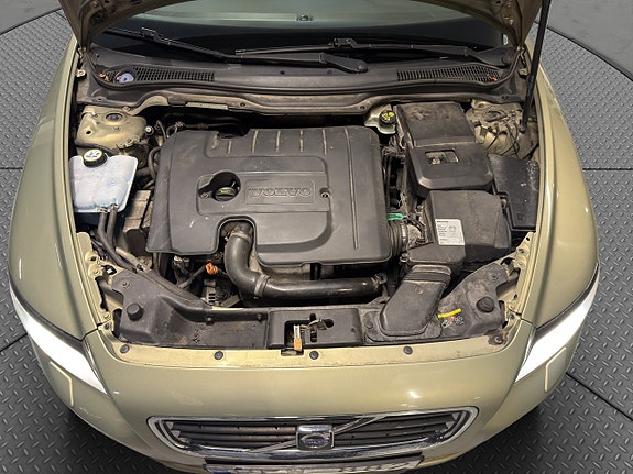 Volvo V50 15 of 17