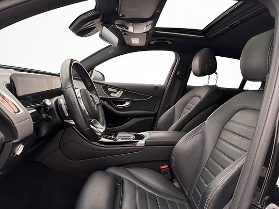 Mercedes-Benz EQC400 16 of 30