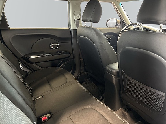 Kia Soul 7 of 12