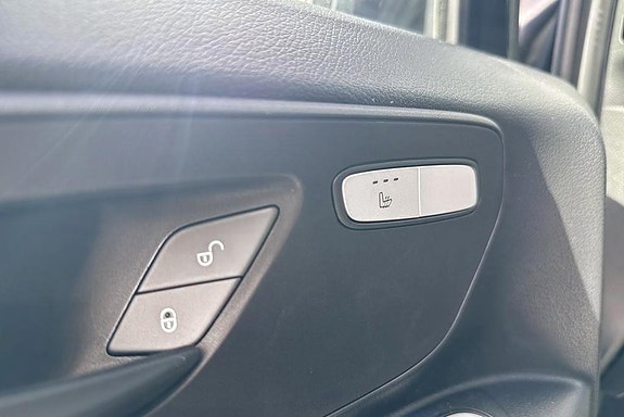 Mercedes-Benz Vito 116 23 of 24
