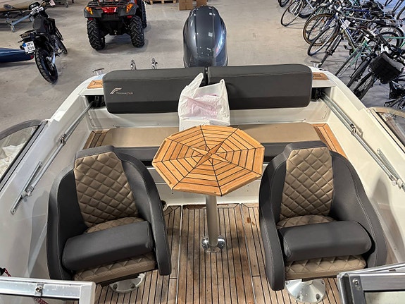 FINNMASTER 55 BR & YAMAHA F100 6 of 11