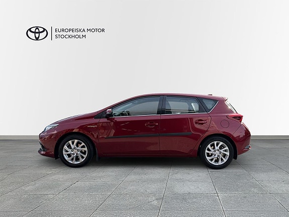 Toyota Auris 3 of 13