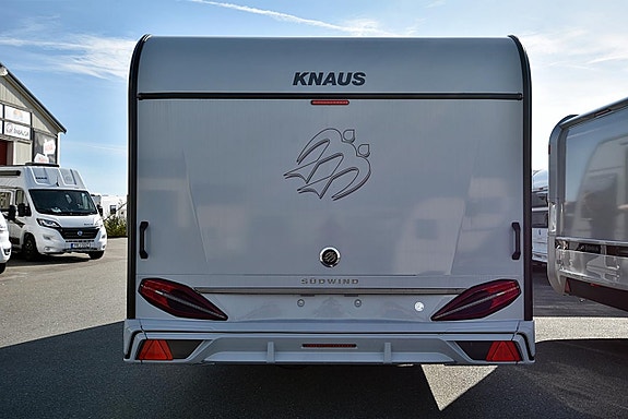 Knaus 650 UDF Südwind Black Selection, Barnkammare 6 of 7
