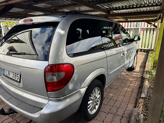 Chrysler Voyager 2 of 4