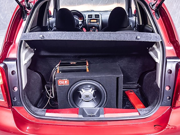 Nissan Micra 17 of 27