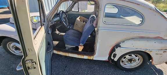 Volvo PV544 4 of 5