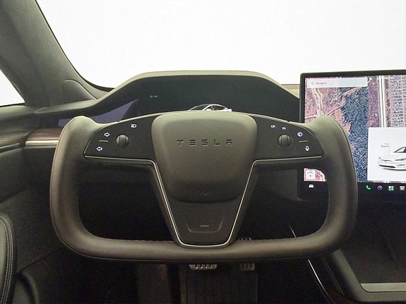 Tesla Model S 15 of 30
