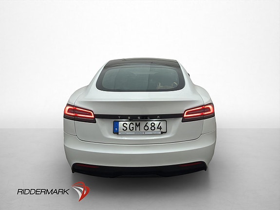Tesla Model S 8 of 30