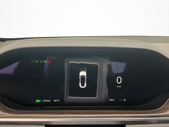 Tesla Model S 18 of 30