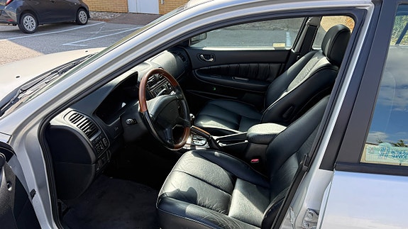 Mitsubishi Galant 11 of 11