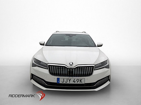 Skoda Superb 2 of 30