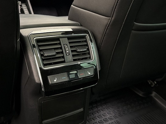 Skoda Superb 18 of 30