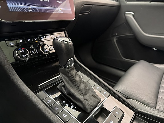 Skoda Superb 29 of 30