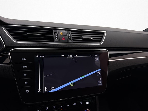 Skoda Superb 22 of 30