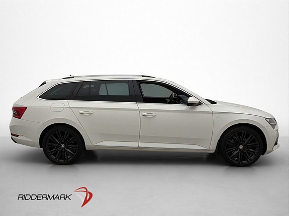 Skoda Superb 9 of 30