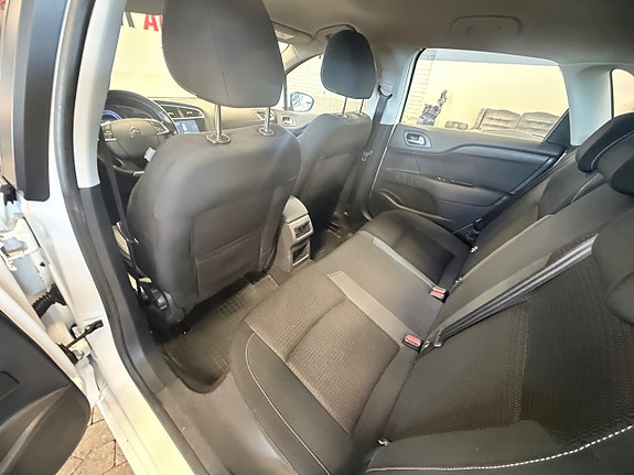 Citroen C4 9 of 15