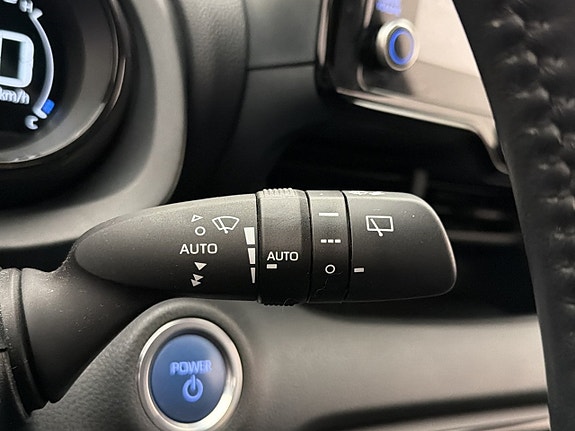 Toyota Yaris 24 of 30