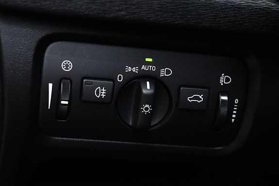 Volvo V40 23 of 27