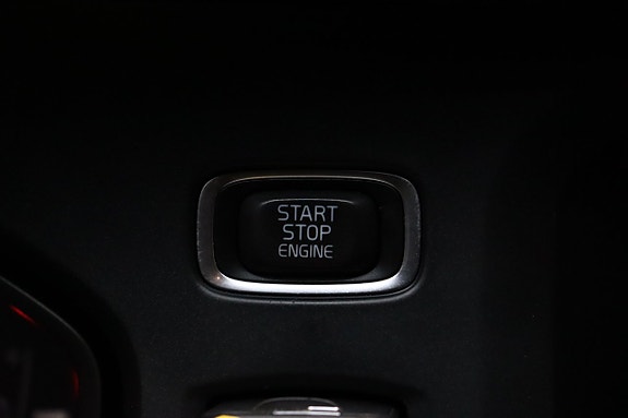 Volvo V40 24 of 27