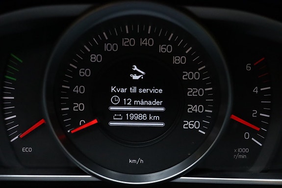 Volvo V40 20 of 27