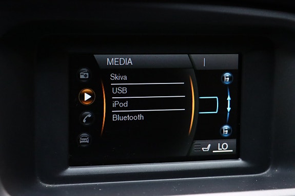 Volvo V40 26 of 27