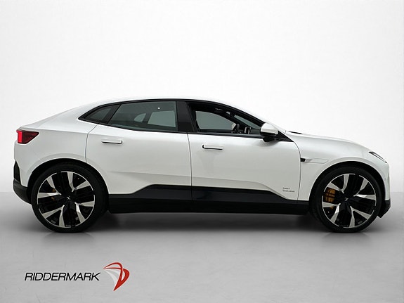 Polestar 4 10 of 30