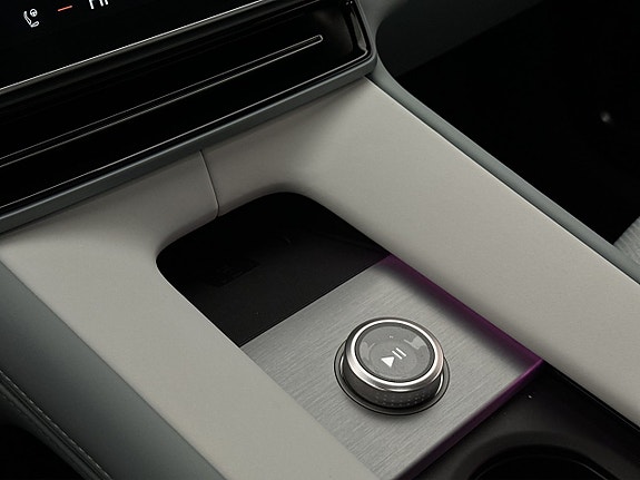 Polestar 4 30 of 30