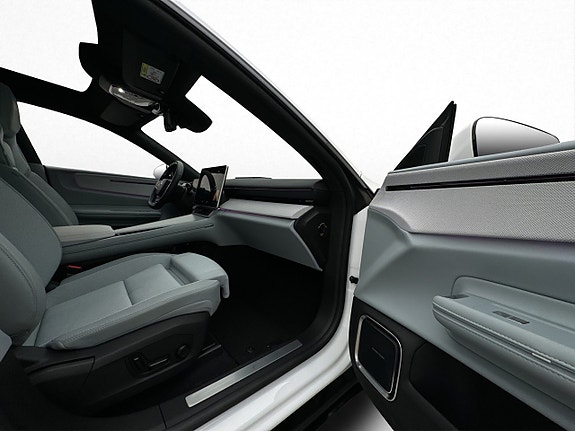 Polestar 4 17 of 30