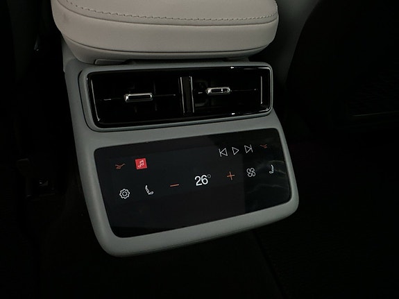 Polestar 4 20 of 30