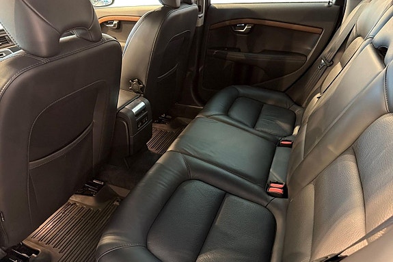 Volvo V70 20 of 22