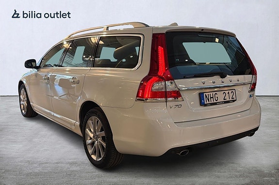 Volvo V70 7 of 22