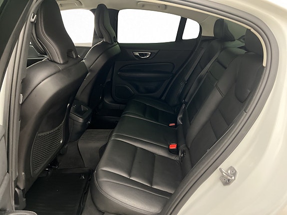 Volvo S60 28 of 30