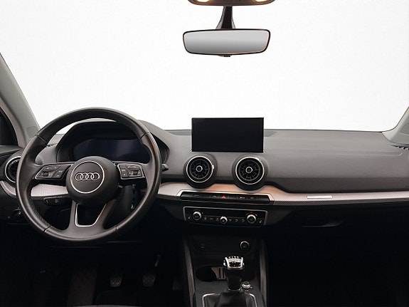 Audi Q2 20 of 30