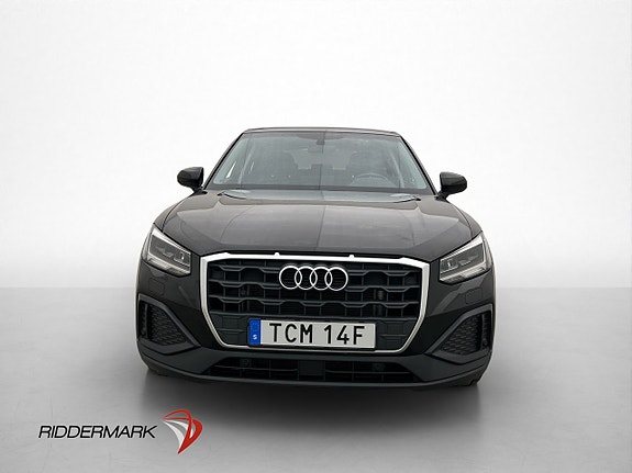 Audi Q2 2 of 30