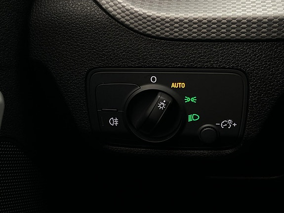 Audi Q2 30 of 30