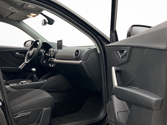 Audi Q2 22 of 30