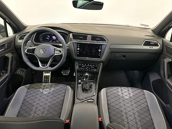 Volkswagen Tiguan 9 of 12