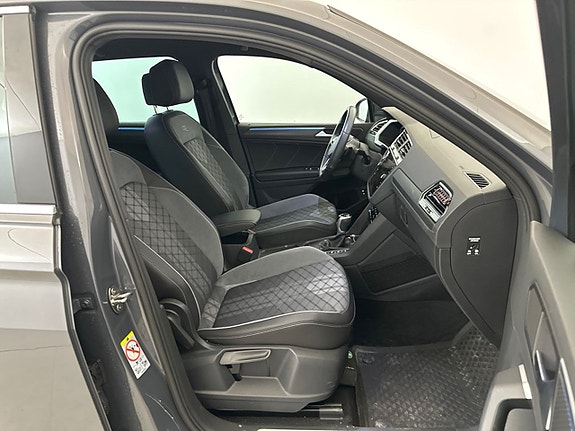 Volkswagen Tiguan 7 of 12