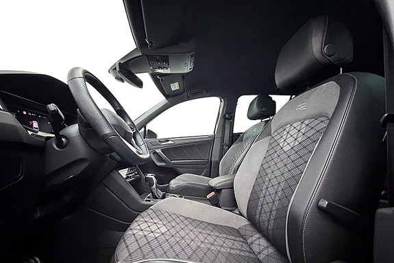 Volkswagen Tiguan 12 of 30