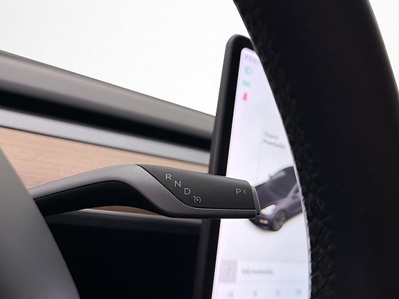 Tesla Model 3 15 of 30