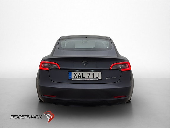 Tesla Model 3 8 of 30