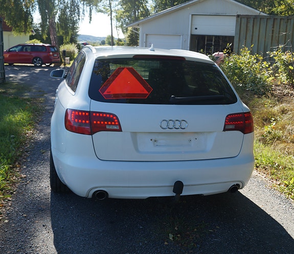 Audi A6 4 of 6
